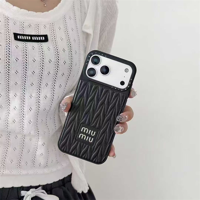 Luxury Matelassé Quilted Leather Phone Case for iPhone 13-18 Pro & Pro Max