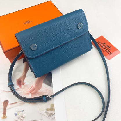 Luxury Hermes Calfskin Leather Crossbody Snap Bag