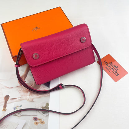 Luxury Hermes Calfskin Leather Crossbody Snap Bag