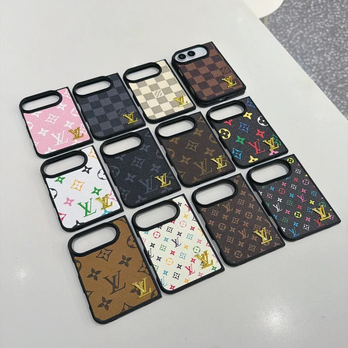 Luxury Classic LV Leather Case with Gold Emblem for iPhone Duo