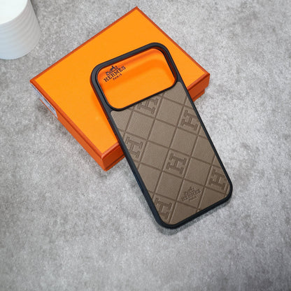 Stamped Diamond Leather Case - iPhone 12-18 Pro & Pro Max