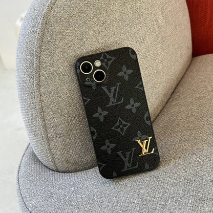 TRADITIONAL LOVE IPHONE CASE WITH CAMERA PROTECTION theroxymob
